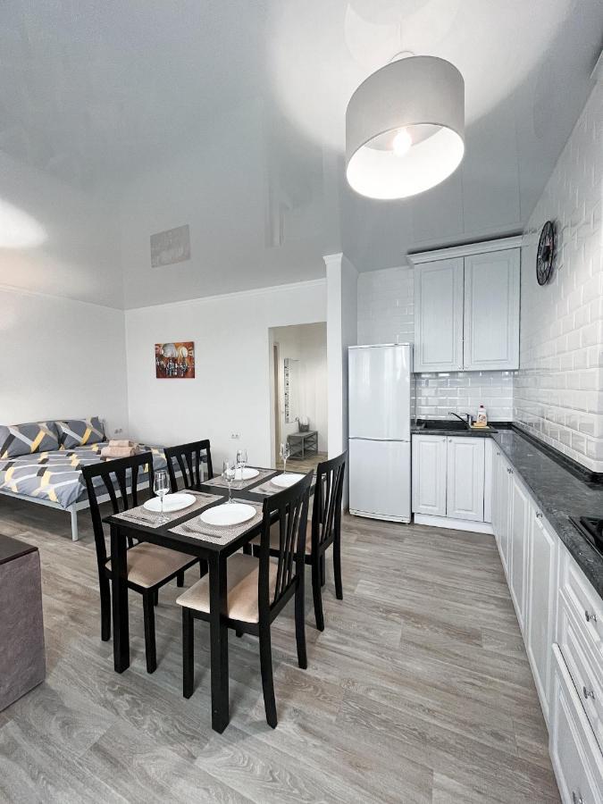 Apartment студія з гарним краєвидом центр - мережа Helen Poltava